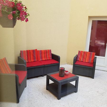 Apartmán Le Patio Sarrians Exteriér fotografie
